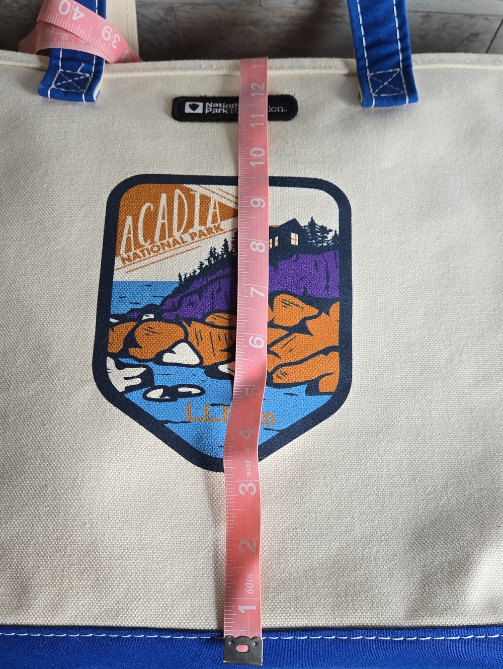 L.L. Bean Boat and Tote featuring an Acadia National Park logo Limited Edition - Picture 11 of 13